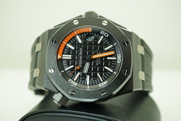 Audemars PIGUET ROYAL OAK OFFSHORE DIVER CERAMIC 15707CE 42MM FULL SET - Image 10