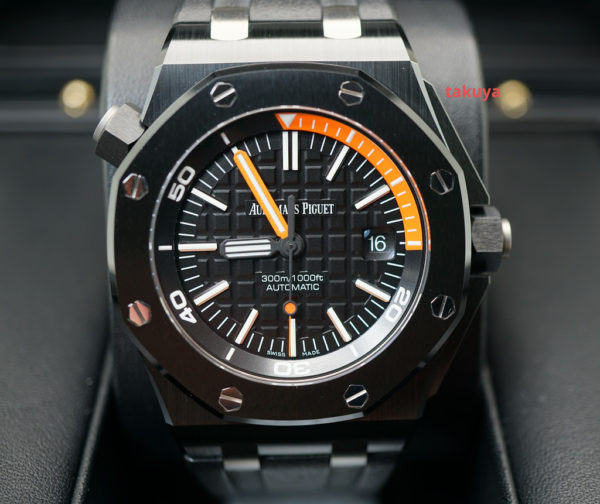 Audemars PIGUET ROYAL OAK OFFSHORE DIVER CERAMIC 15707CE 42MM FULL SET