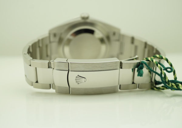 BRAND NEW Rolex 126334 DATEJUST 41 FLUTED BEZEL WIMBLEDON DIAL OYSTER 2022 FULL SET - Image 7