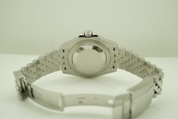 Rolex 126710BLNR GMT MASTER II BLACK BLUE BEZEL JUBILEE BAND 2021 COMPLETE SET - Image 8