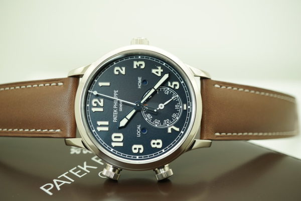 Patek PHILIPPE 5524G CALATRAVA PILOT TRAVEL TIME WHITE GOLD 2021 COMPLETE SET - Image 8