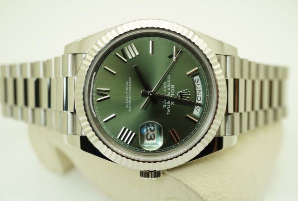 Rolex 228239 DAY DATE WHITE GOLD OLIVE GREEN ROMAN DIAL 2021 WARRANTY FULL SET - Image 9