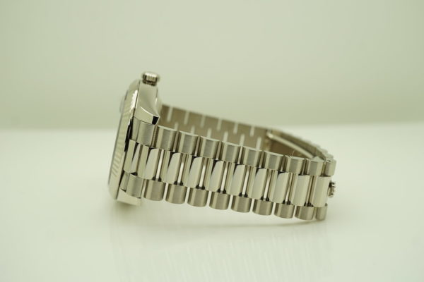 Rolex 228239 DAY DATE WHITE GOLD OLIVE GREEN ROMAN DIAL 2021 WARRANTY FULL SET - Image 5