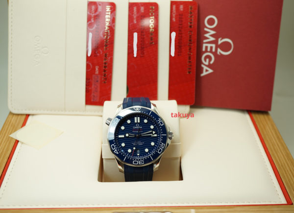 BRAND NEW Omega SEAMASTER DIVER 300M BLUE WAVE DIAL 2022 COMPLETE SET - Image 2
