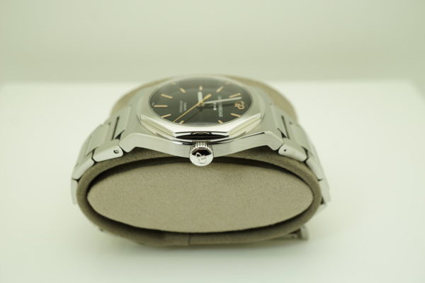 Girard Perregaux LAUREATO INFINITY EDITION LIMITED 188 PIECES 42MM 2022 FULL SET - Image 3