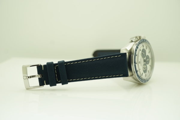 BRAND NEW Omega SPEEDMASTER SILVER SNOOPY AWARD 50TH ANNIVERSARY 2021 FULL SET - Image 6