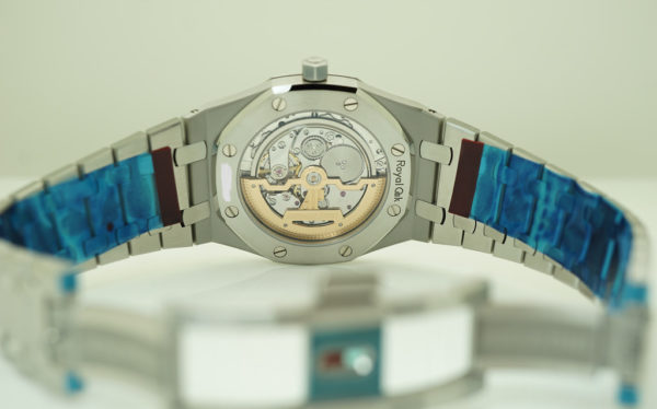 BRAND NEW Audemars PIGUET ROYAL OAK JUMBO EXTRA-THIN 15202ST BLUE DIAL 2020 FULL SET - Image 9