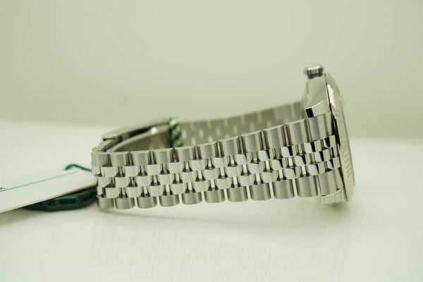 BRAND NEW Rolex 126334 DATEJUST 41 FLUTED BEZEL SILVER STICK DIAL JUBILEE FULL SET - Image 6