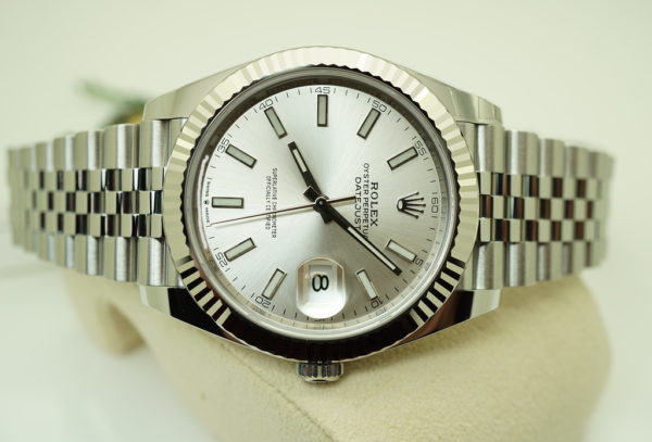 BRAND NEW Rolex 126334 DATEJUST 41 FLUTED BEZEL SILVER STICK DIAL JUBILEE FULL SET - Image 9