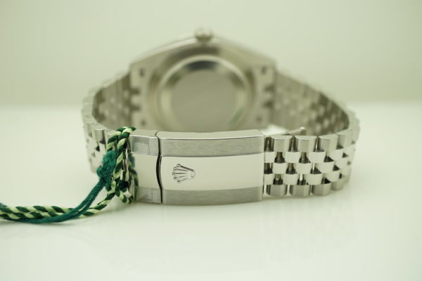 BRAND NEW Rolex 126334 DATEJUST 41 FLUTED BEZEL SILVER STICK DIAL JUBILEE FULL SET - Image 7