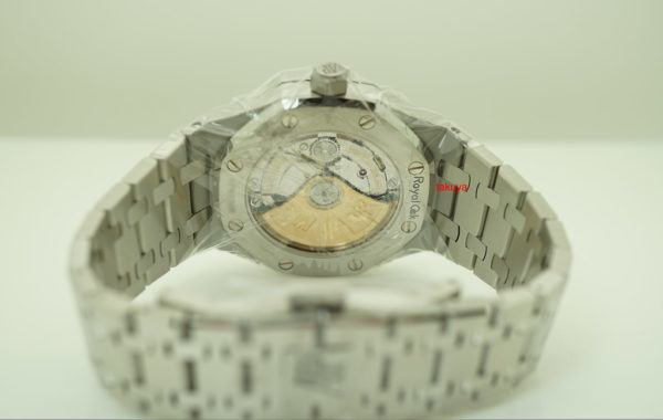 BRAND NEW Audemars PIGUET ROYAL OAK 15450ST WHITE DIAL 37MM 2021 COMPLETE SET - Image 6