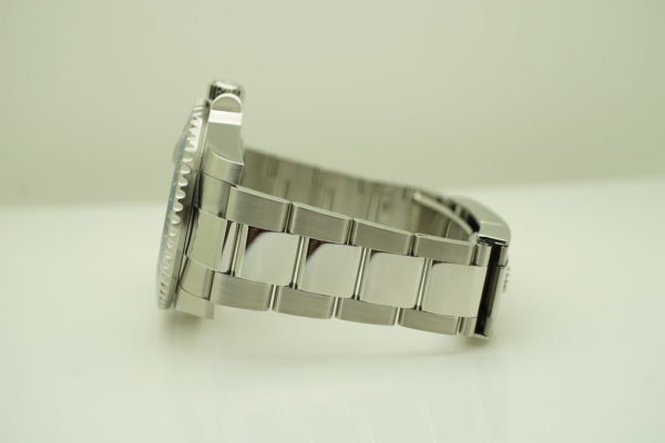 Rolex 116710BLNR GMT MASTER 2 BLACK BLUE BEZEL BATMAN FULL SET - Image 5