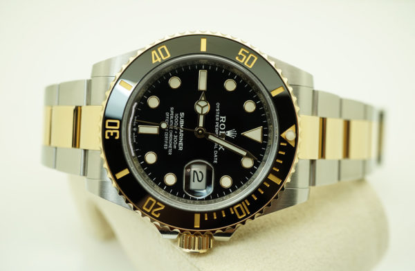 MINT Rolex 126613LN SUBMARINER 18K YG STEEL BLACK DIAL 41MM 2022 FULL SET - Image 9