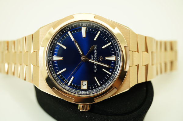 Vacheron CONSTANTIN OVERSEAS 4500V 18K ROSE GOLD BLUE DIAL 41MM 2021 FULL SET - Image 9