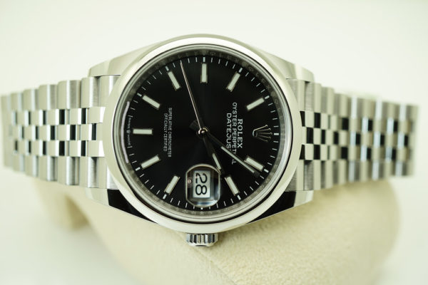 NEW Rolex 126200 DATEJUST 36MM BLACK DIAL JUBILEE BAND 2021 WARRANTY FULL SET - Image 9