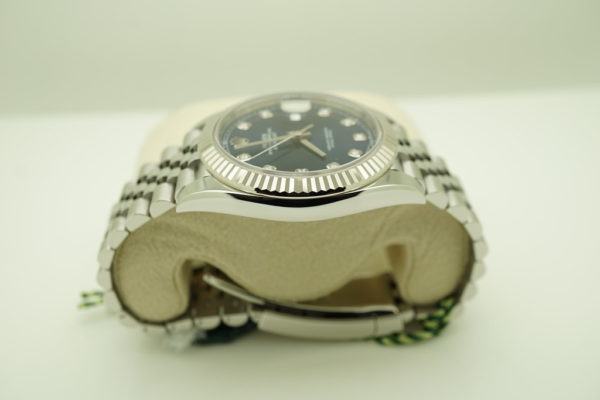 BRAND NEW Rolex 126334 DATEJUST 41 FLUTED BEZEL BLUE DIAMOND DIAL JUBILEE BAND 2022 FULL SET - Image 4