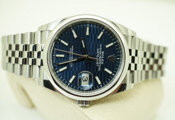 BRAND NEW Rolex 126200 DATEJUST 36 BLUE MOTIF DIAL JUBILEE BAND 2022 FULL SET - Image 9