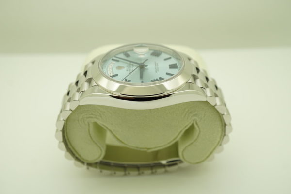 Rolex 228206 DAY DATE PLATINUM ICE BLUE ROMAN QUADRANT DIAL 40MM 2018 WARRANTY FULL SET - Image 4