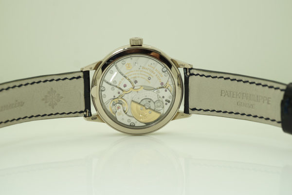 Patek PHILIPPE 5235G REGULATOR CALENDAR WHITE GOLD 40MM SERVICED 2020 FULL SET - Image 7