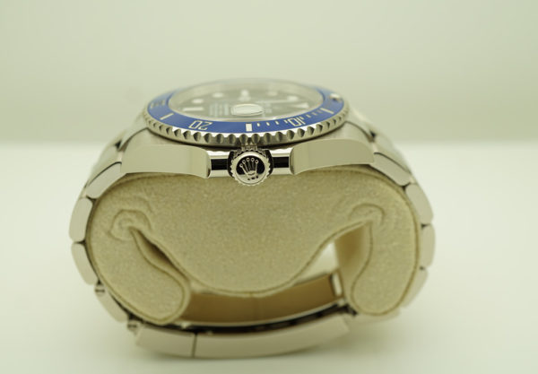 Rolex 126619LB SUBMARINER 41 WHITE GOLD BLUE BEZEL 2022 WARRANTY FULL SET - Image 4