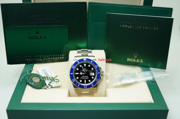 Rolex 126619LB SUBMARINER 41 WHITE GOLD BLUE BEZEL 2022 WARRANTY FULL SET - Image 2