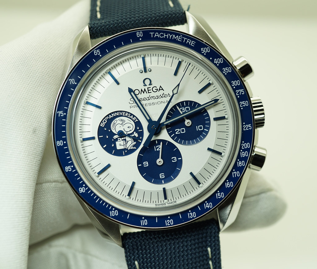 Omega Speedmaster Silver Snoopy Award 50th Anniversary // Review