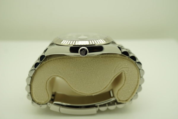 Rolex 126334 DATEJUST 41 FLUTED BEZEL BLACK DIAMOND DIAL 2020 FULL SET - Image 3