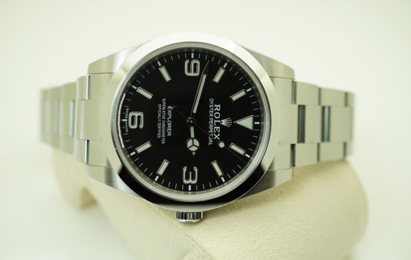 Rolex 214270 EXPLORER I FULL LUME DIAL 39MM DISCONTINUED 2020 FULL SET - Image 9