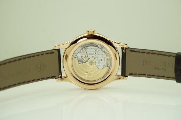 MINT Patek PHILIPPE 5205R ANNUAL CALENDAR 18K ROSE GOLD WHITE OPALINE DIAL 2021 FULL SET - Image 7