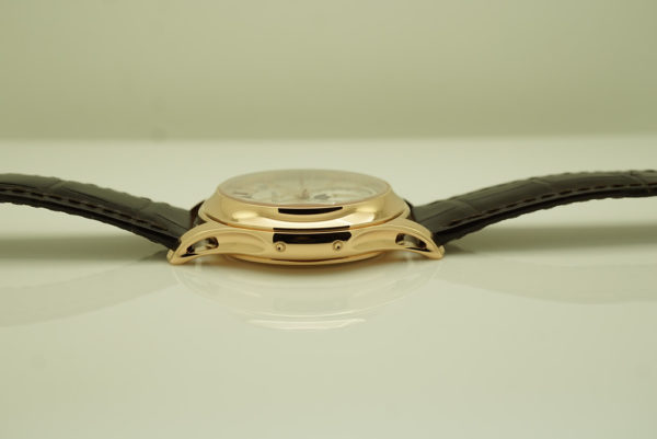 MINT Patek PHILIPPE 5205R ANNUAL CALENDAR 18K ROSE GOLD WHITE OPALINE DIAL 2021 FULL SET - Image 4