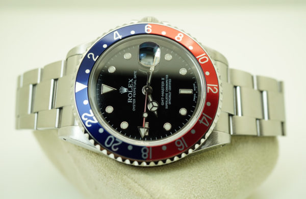 Rolex 16710 GMT MASTER II RED BLUE PEPSI BEZEL Y SERIAL LUG HOLES BOX PAPER - Image 11