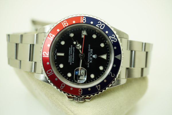 Rolex 16710 GMT MASTER II RED BLUE PEPSI BEZEL Y SERIAL LUG HOLES BOX PAPER - Image 10