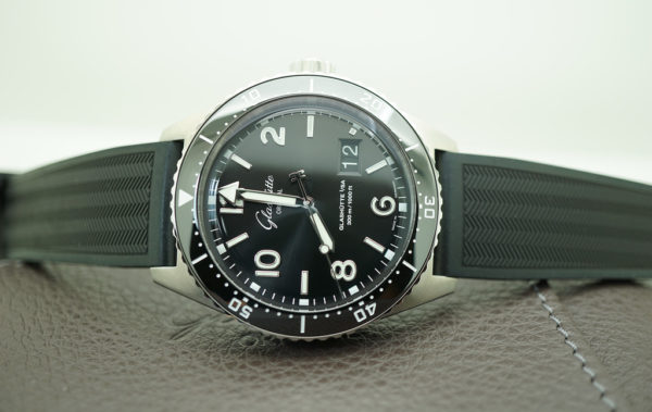 BRAND NEW Glashutte ORIGINAL SeaQ PANORAMA DATE BLACK DIAL 2021 COMPLETE SET - Image 9