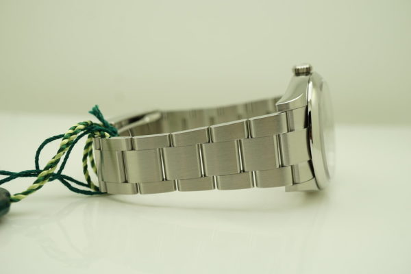 BRAND NEW Rolex 126000 OYSTER PERPETUAL GREEN DIAL 36MM 2022 COMPLETE SET - Image 6