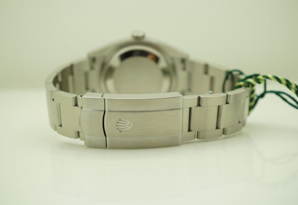 BRAND NEW Rolex 126000 OYSTER PERPETUAL GREEN DIAL 36MM 2022 COMPLETE SET - Image 7