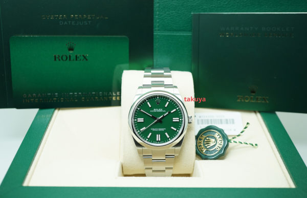 BRAND NEW Rolex 124300 OYSTER PERPETUAL GREEN DIAL 41MM 2022 COMPLETE SET - Image 2