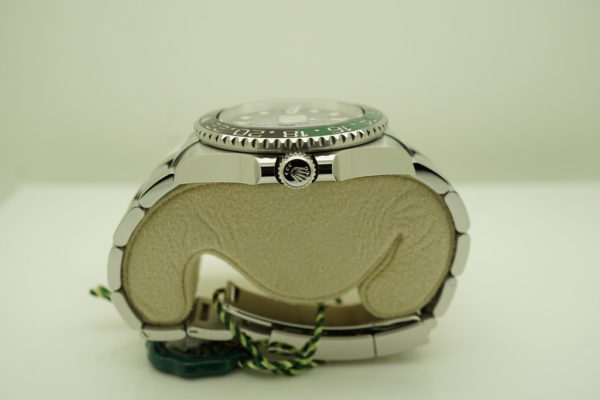 NEW Rolex 126720VTNR GMT MASTER II LEFTY BLACK GREEN SPRITE 2022 MODEL FULL SET - Image 3