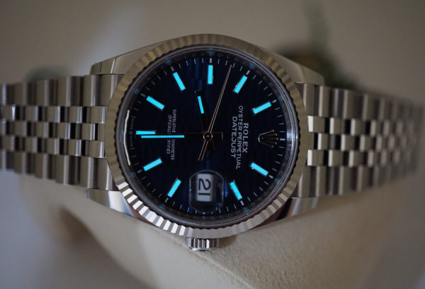 BRAND NEW Rolex 126234 DATEJUST 36 FLUTED BEZEL BLUE MOTIF DIAL JUBILEE BAND 2022 FULL SET - Image 10