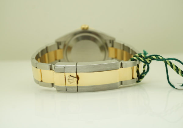 BRAND NEW Rolex 124273 EXPLORER 1 18K YELLOW GOLD STAINLESS STEEL 36MM 2021 FULL SET - Image 7