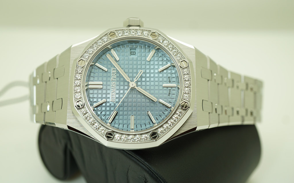 Audemars Piguet Royal Oak 15000SA Steel and Gold Tropical Dial