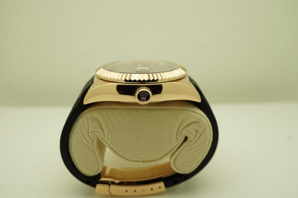 Rolex 326135 SKY-DWELLER 18K ROSE GOLD CHOCOLATE ARABIC DIAL 2021 FULL SET - Image 3