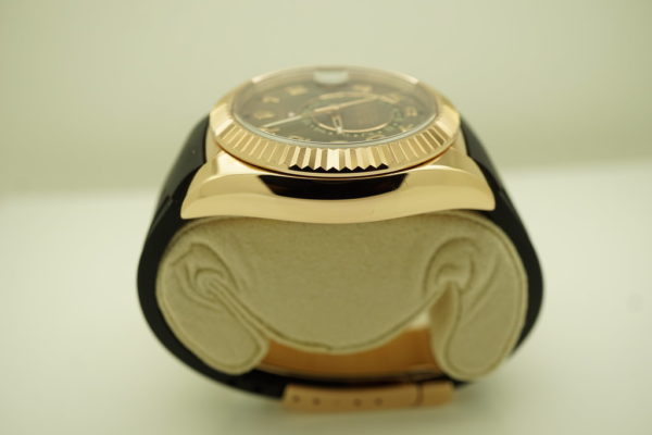Rolex 326135 SKY-DWELLER 18K ROSE GOLD CHOCOLATE ARABIC DIAL 2021 FULL SET - Image 4