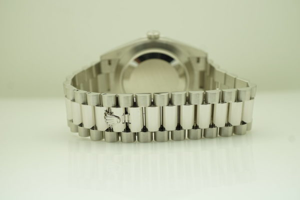 Rolex 228206 DAY DATE PLATINUM ICE BLUE DIAGONAL MOTIF DIAL 40MM 2021 FULL SET - Image 7