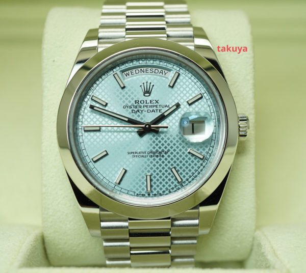 Rolex 228206 DAY DATE PLATINUM ICE BLUE DIAGONAL MOTIF DIAL 40MM 2021 FULL SET