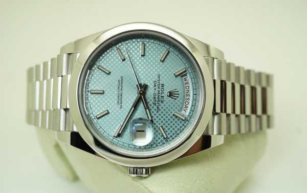 Rolex 228206 DAY DATE PLATINUM ICE BLUE DIAGONAL MOTIF DIAL 40MM 2021 FULL SET - Image 9