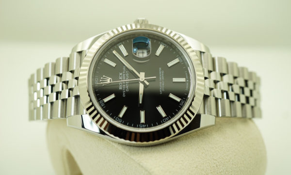 Rolex 126334 DATEJUST 41 18K FLUTED BEZEL BLACK STICK DIAL JUBILEE BAND 2021 FULL SET - Image 10