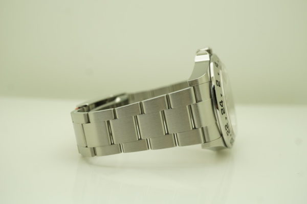 Rolex 226570 EXPLORER 2 POLAR WHITE DIAL 42MM NEW MODEL WARRANTY FULL SET - Image 6