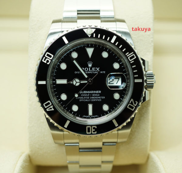 Rolex 116610LN SUBMARINER CERAMIC DATE 40MM 2019 WARRANTY COMPLETE SET