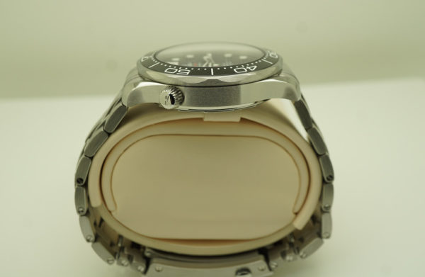 Omega SEAMASTER DIVER 300M BLACK WAVE DIAL BRACELET 2022 COMPLETE SET - Image 4