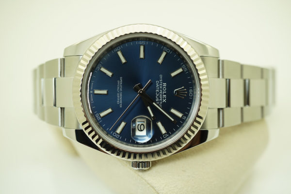 Rolex 126334 DATEJUST 41 FLUTED BEZEL BLUE STICK DIAL OYSTER 2020 FULL SET - Image 9